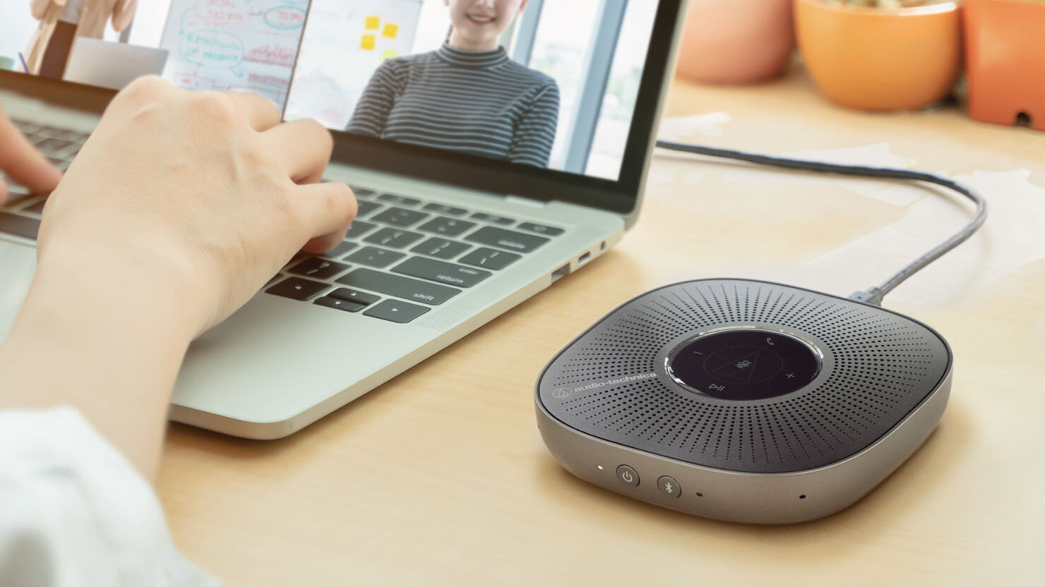 Web会議や通話を快適に。オーディオテクニカのスピーカーフォン