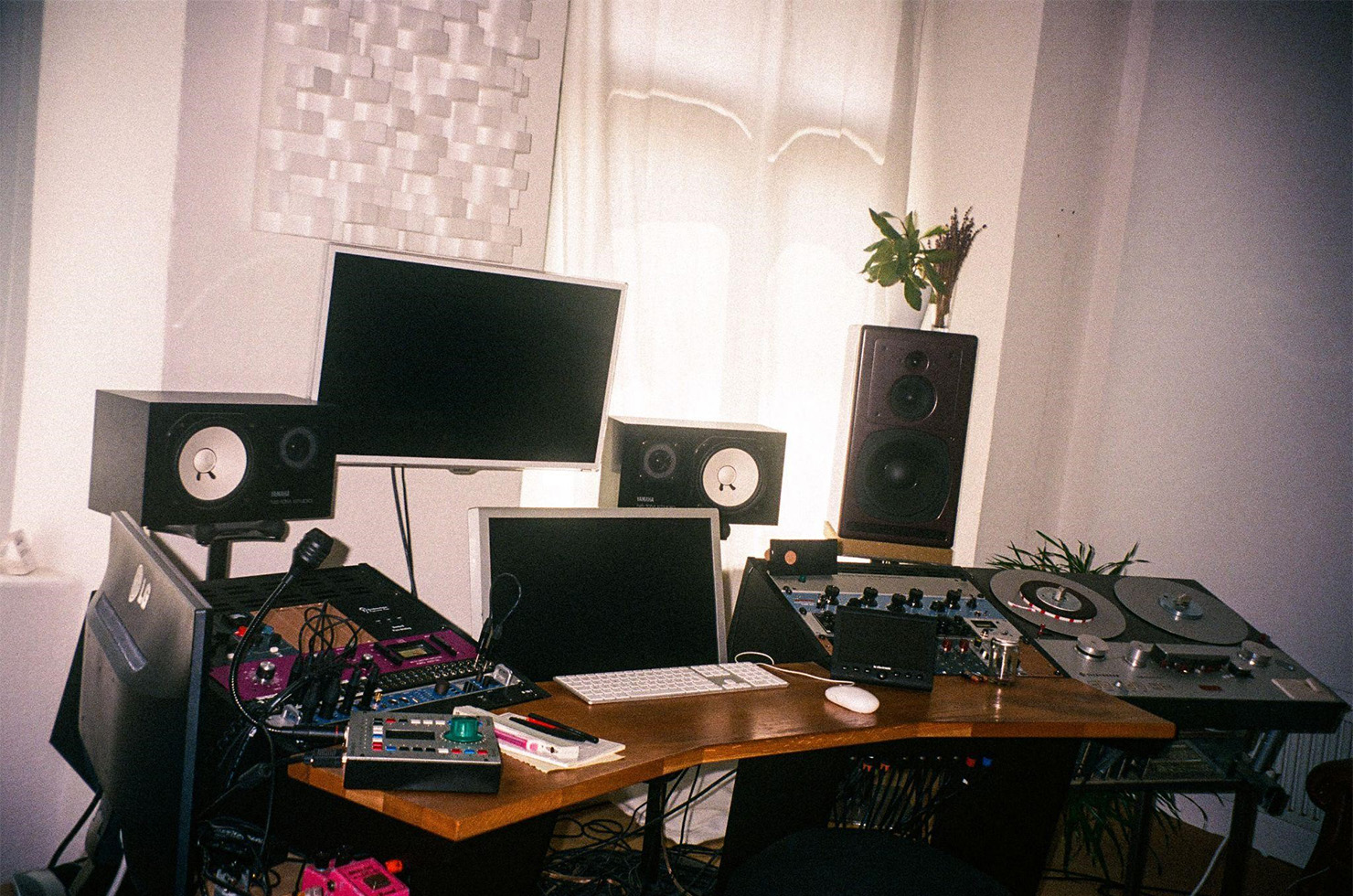 スタジオ。
