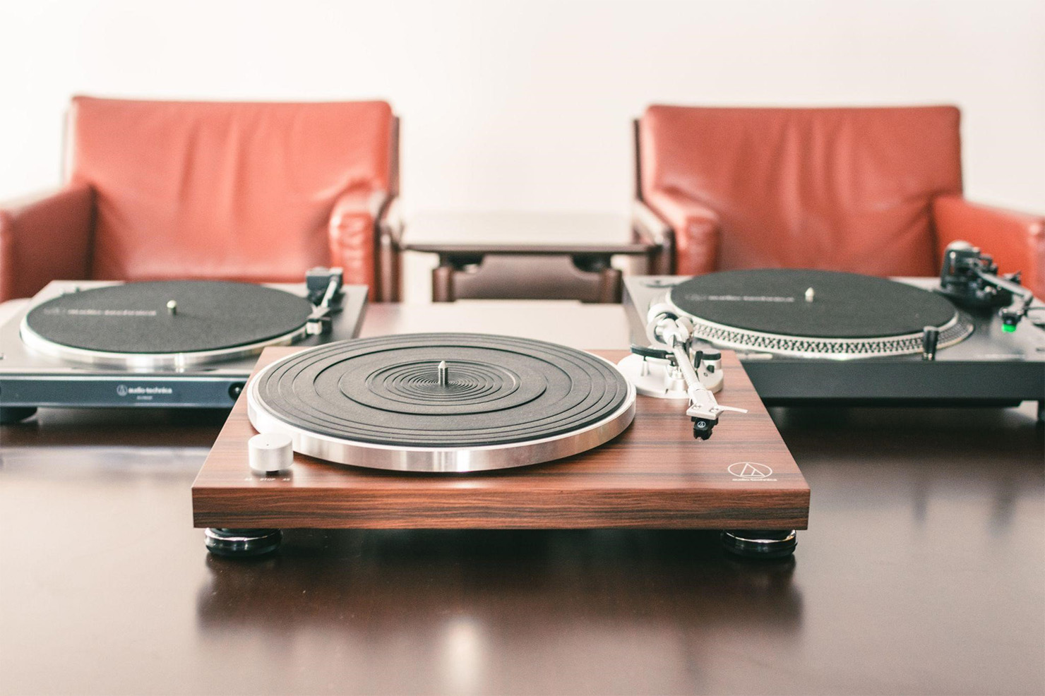 レコードの楽しみ方、音楽で癒される方法〜オーディオライターのレコード講座〜