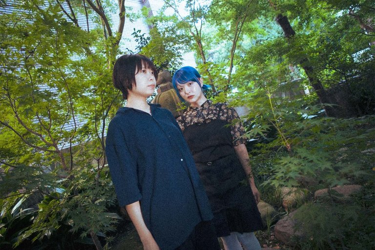 LAUSBUBが築およそ100年の洋館で鳴らす、テクノ、アンビエント、ノイズ。環境や風土とサウンドの関係を考える