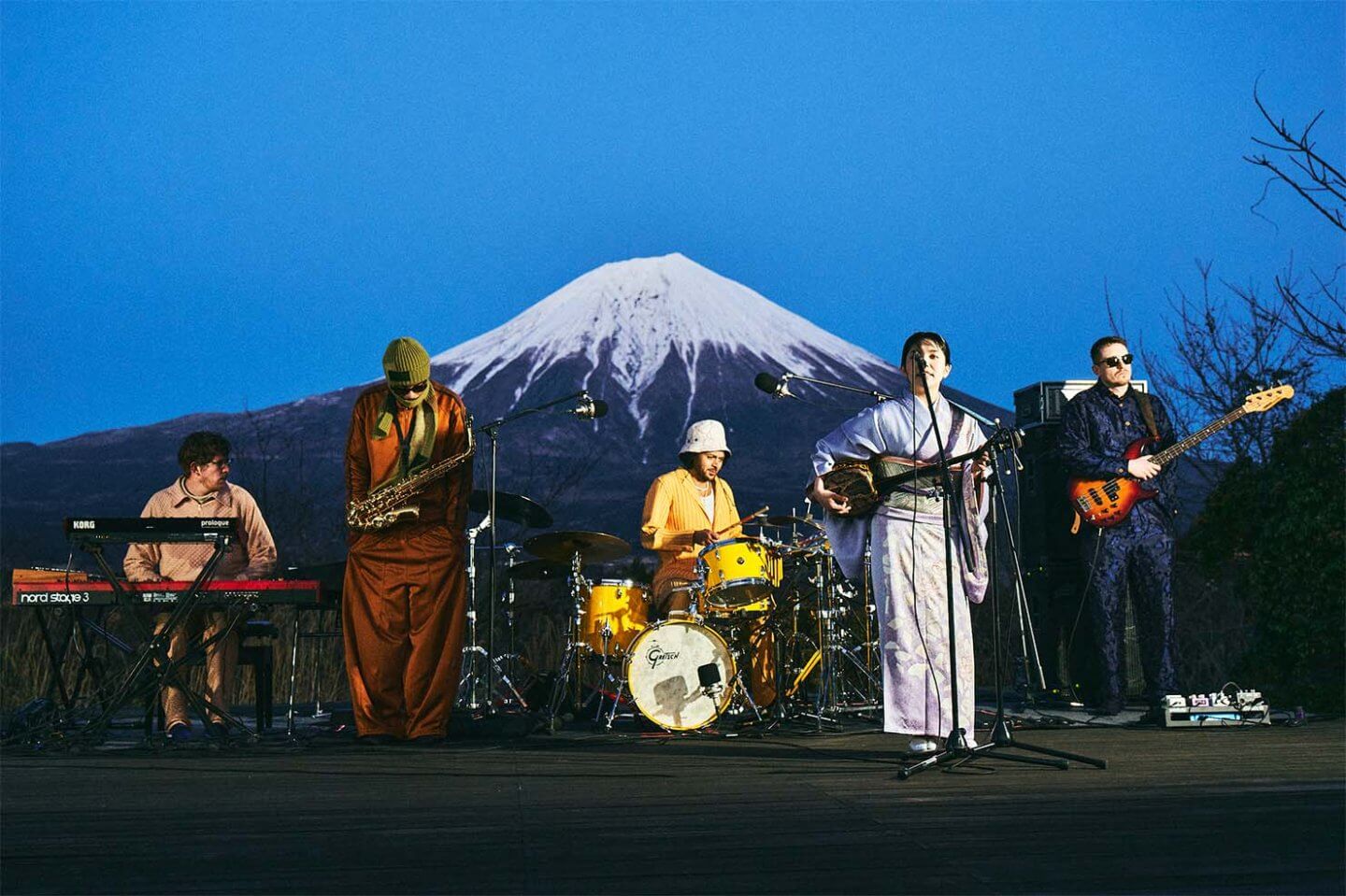 ユセフ・デイズの来日に密着。自然と家族と日本文化、そして音楽との繋がりを紐解く。【前編】