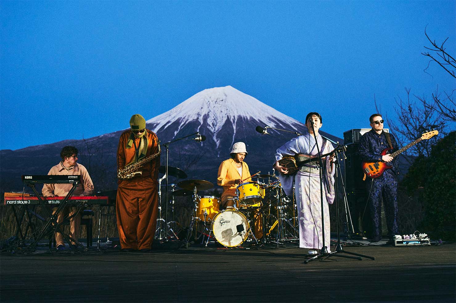 ユセフ・デイズの来日に密着。自然と家族と日本文化、そして音楽との繋がりを紐解く。【前編】