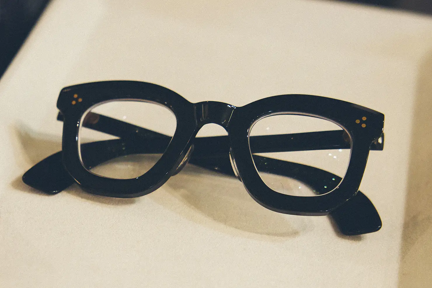 MAX PITTION Mod.POLITICIAN Col.PIANO BLACK