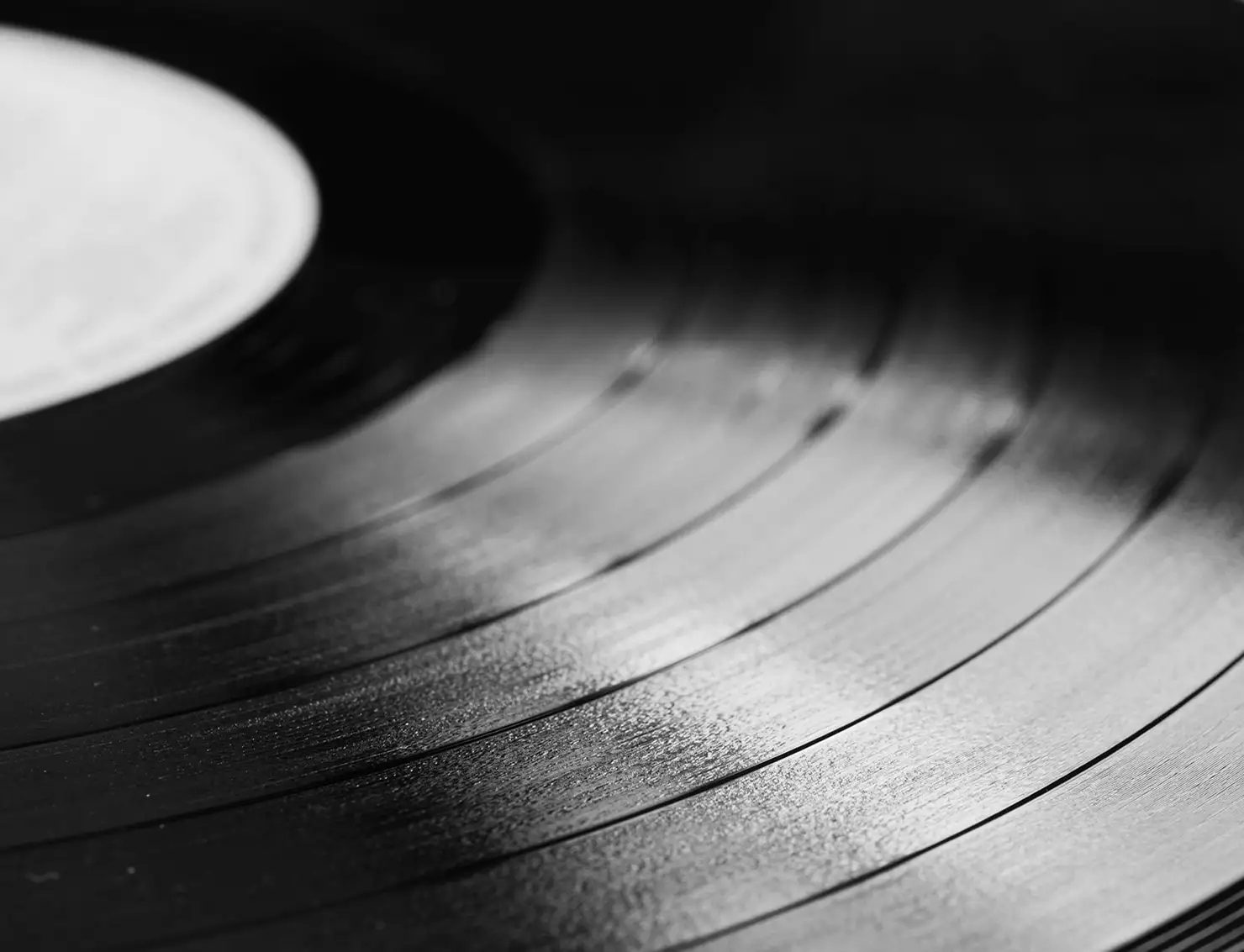 レコードクリーニング液に違いはある？それぞれの特徴と正しい使い方