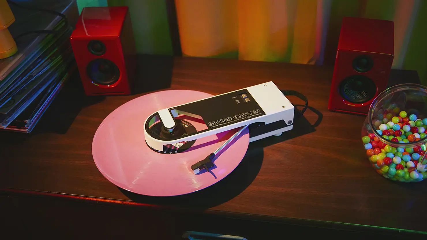 オンラインストア限定のホワイトカラーモデル「AT-SB727 WH」