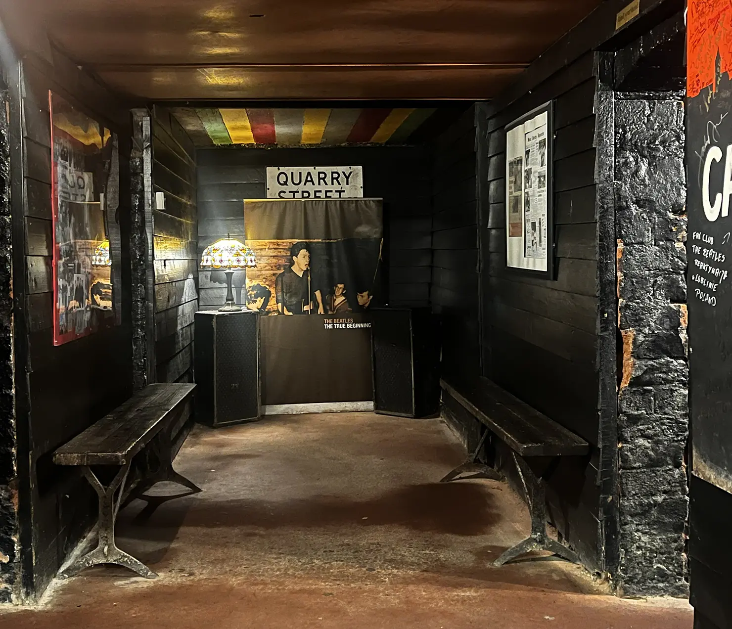 バンドを結成したばかりのビートルズが演奏したリヴァプールのカスバ・コーヒー・クラブ
