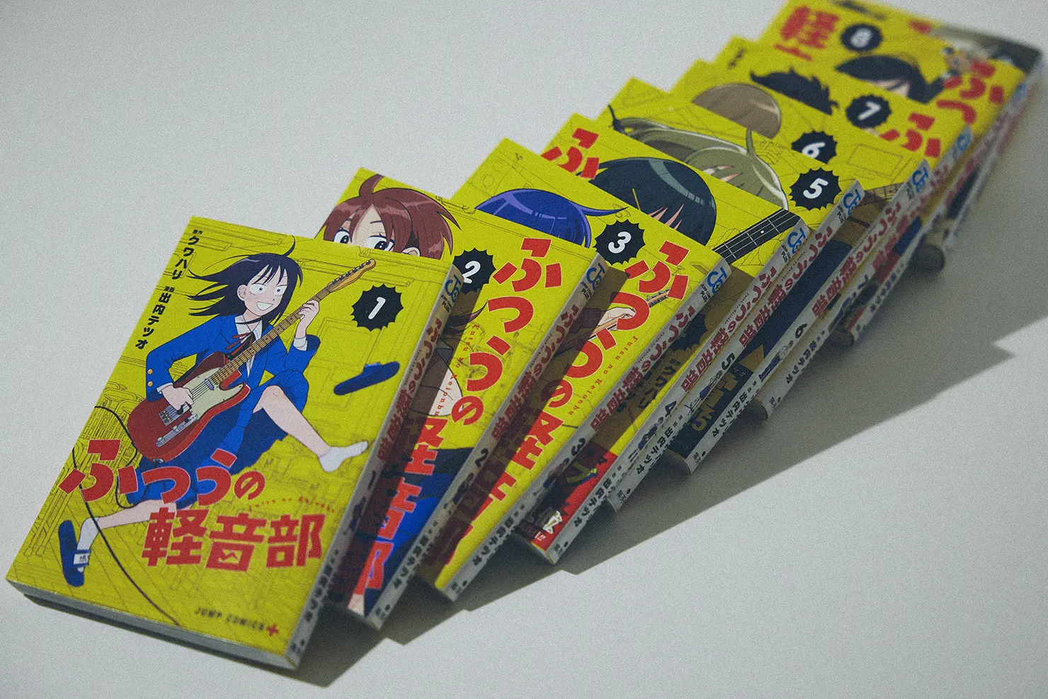 ナンバーガールも銀杏BOYZも、ミセスもサバシスターも。『ふつうの軽音部』原作者・クワハリが鳴らす世代を超えたロック愛