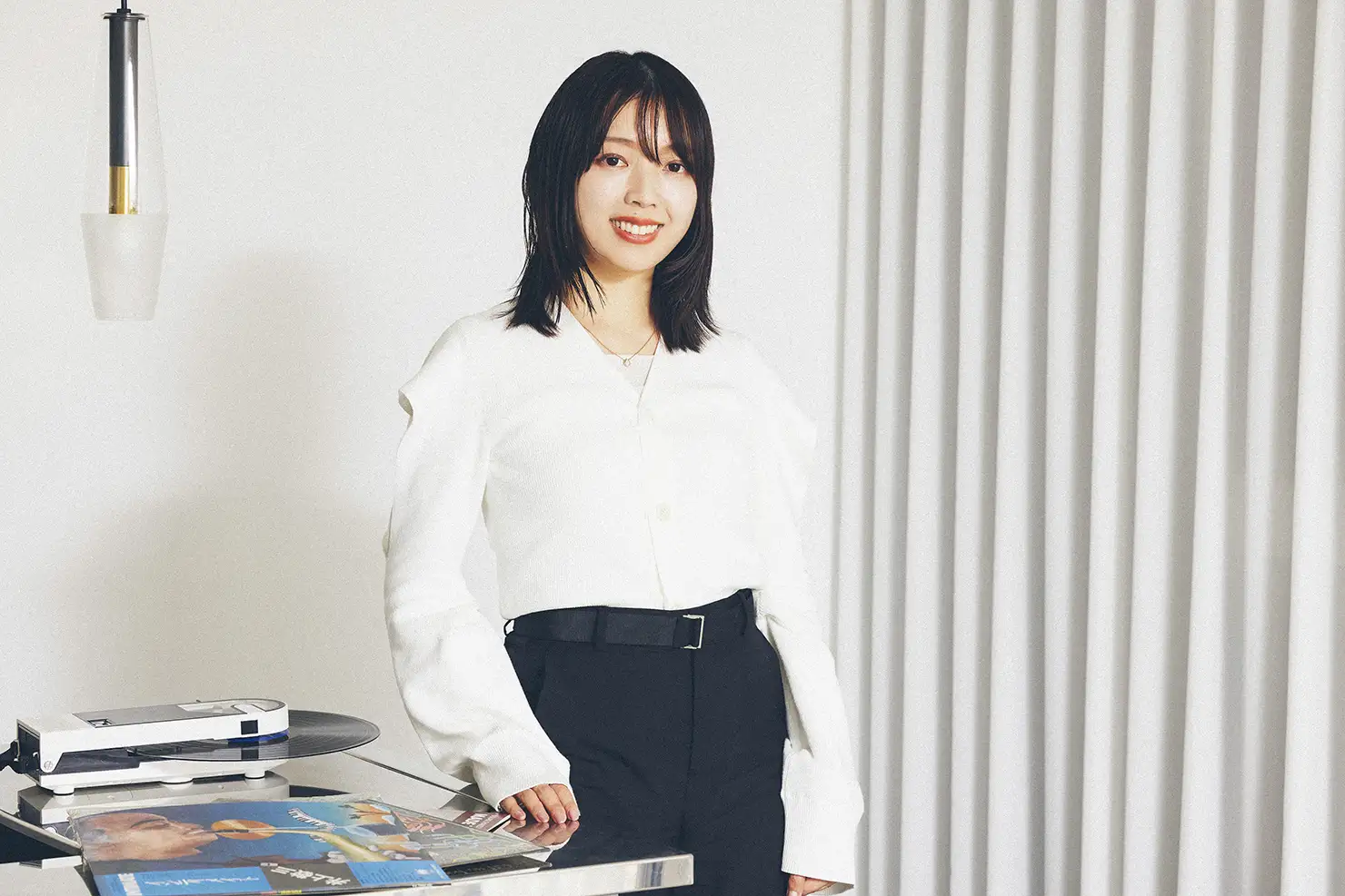 文芸評論家・三宅香帆はレコードをどう“読む”のか？