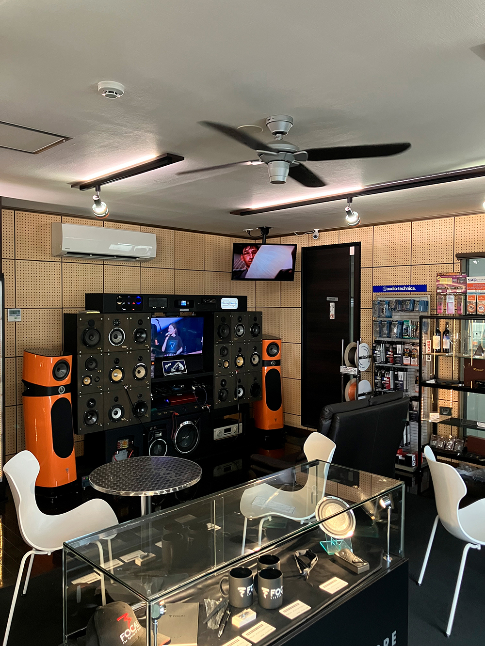 店舗内