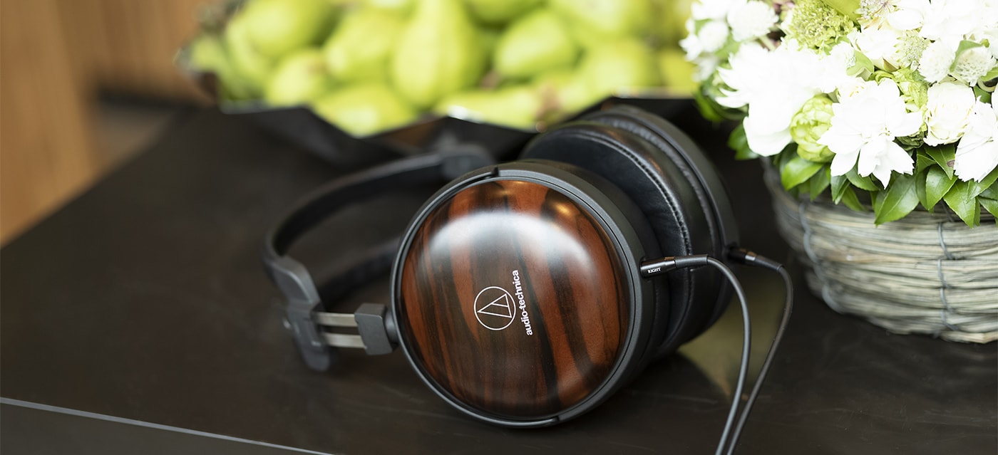 良い音で大人はもっと楽しめるPremium Headphones | オーディオ