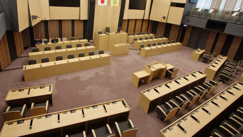 川口市議会議場