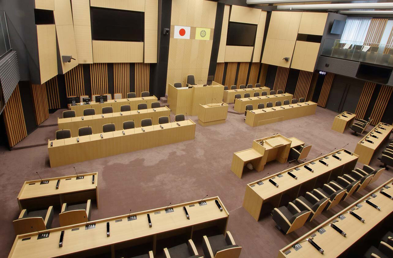 川口市議会議場