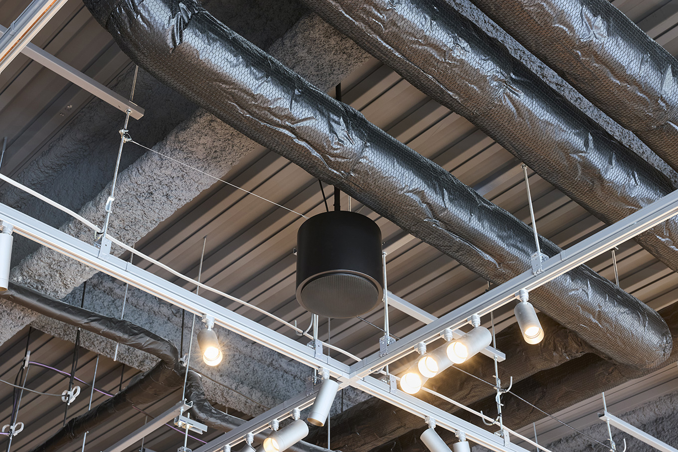 グリルを黒色塗装