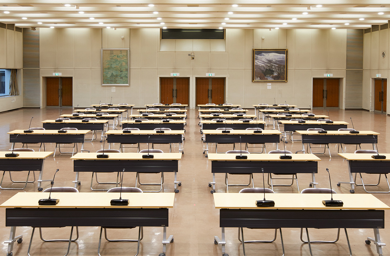 山形県庁 講堂
