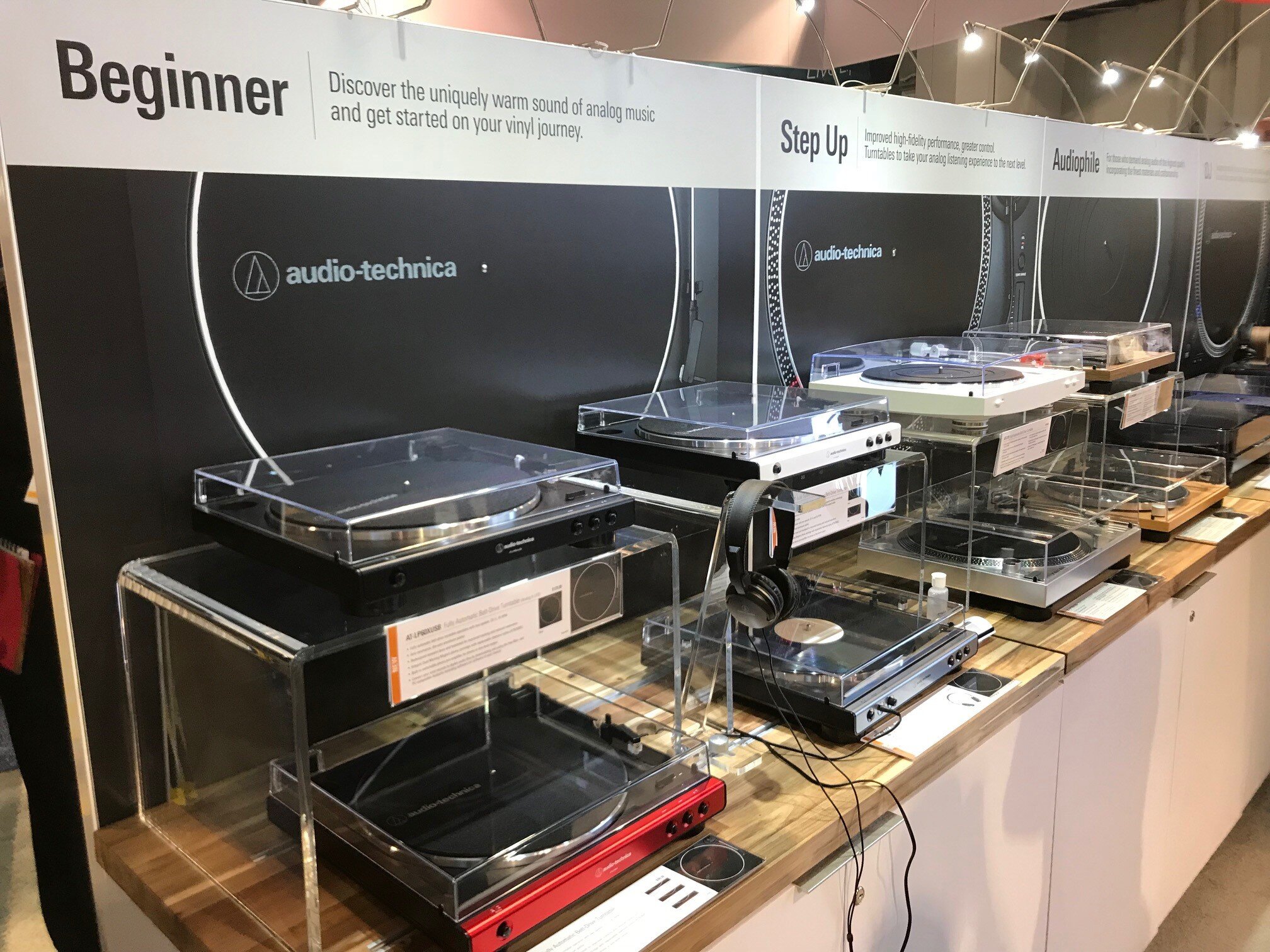 CES（Consumer Electronics Show）2019：ATブースイメージ03