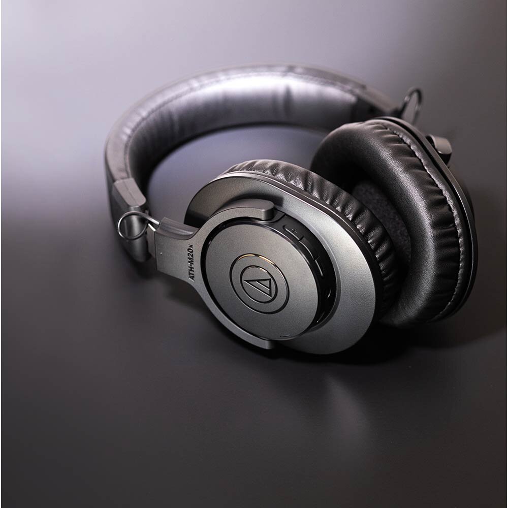 独特な ATH M20XBT Audio Technica オーディオテクニカ